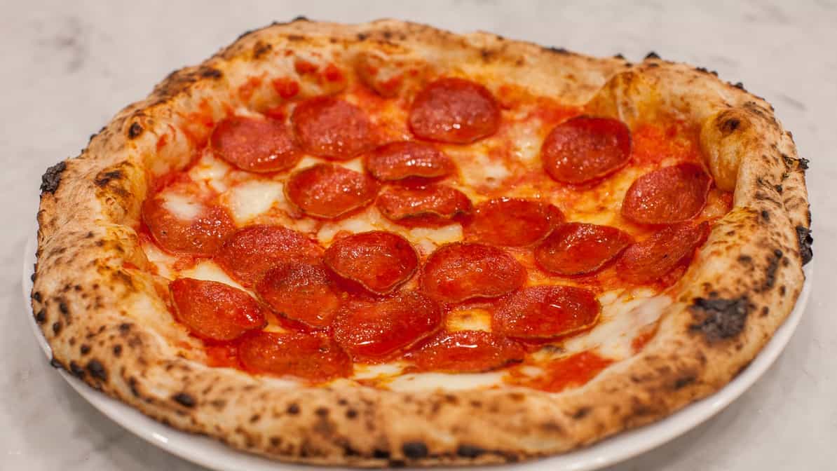 Find Neapolitan Pizza Near Me - Order Neapolitan Pizza ...