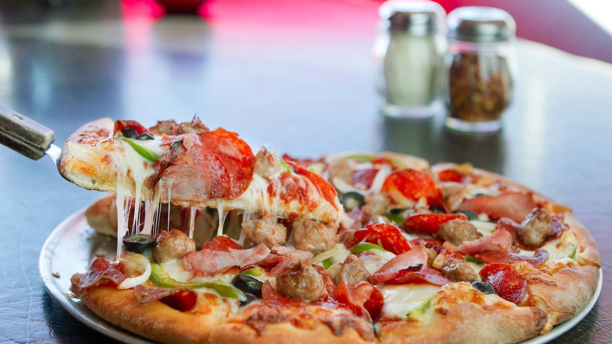 Order FLYING PIE PIZZARIA - Meridian, ID Menu Delivery [Menu & Prices]