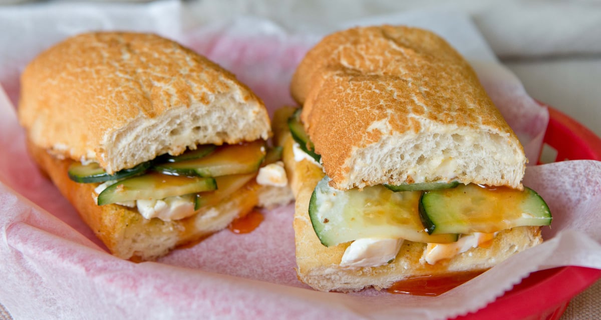 IKES SANDWICHES [5 Reviews] 1780 Mendocino Avenue, Santa Rosa, CA - Drive  Developer Business. DO NOT EDIT. - Restaurant Reviews - Phone Number - Menu  - DoorDash