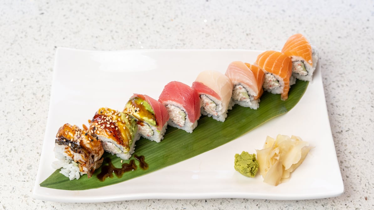 Rainbow topped with salmon, tuna, yellowtail and shrimp - Picture