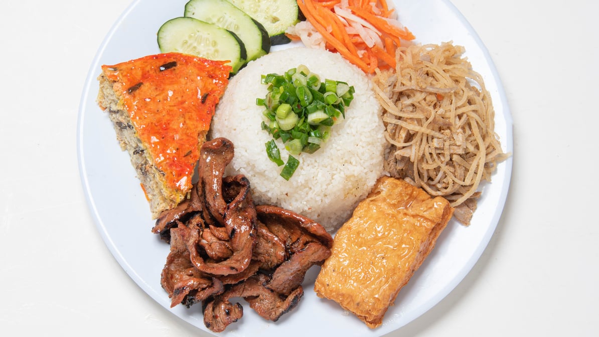 Order COM TAM THUAN KIEU Garden Grove CA Menu Delivery Menu