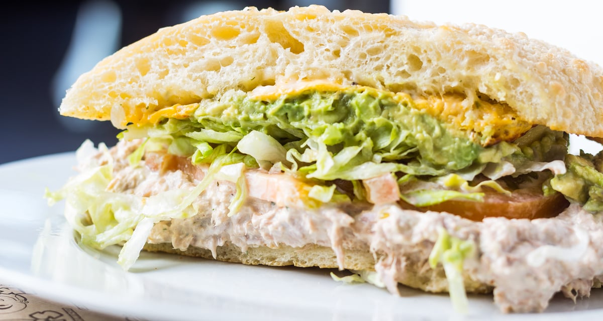 IKES SANDWICHES [5 Reviews] 1780 Mendocino Avenue, Santa Rosa, CA - Drive  Developer Business. DO NOT EDIT. - Restaurant Reviews - Phone Number - Menu  - DoorDash