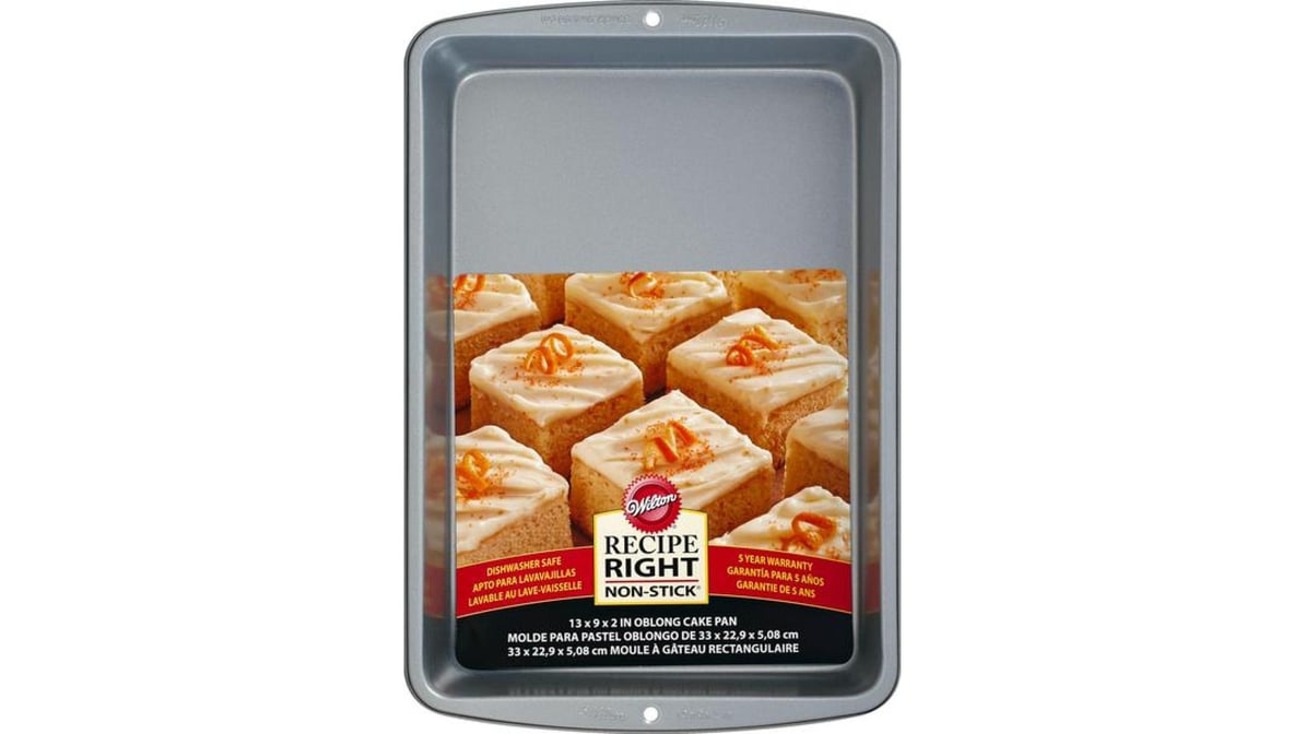 Recipe Right 13 x 9-Inch Covered Non-Stick Cake Pan