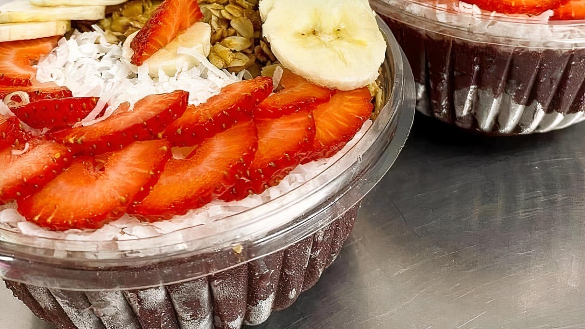 Snack Mania Brazilian Delights - However you want it, whenever you want it.  Authentic #brazilian #açaí 💜 That's right, straight from the . Not  to mention our fruits are from locally sourced