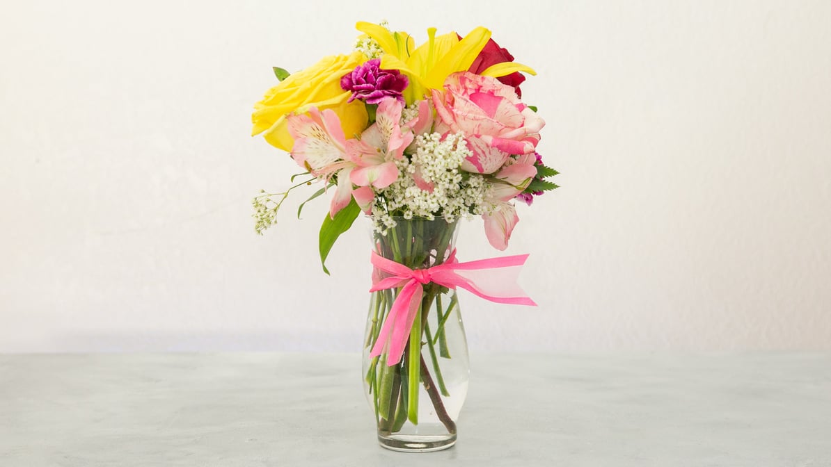 Floreria Del Centro Flower Shop (7900 Alameda Avenue) Floral Delivery -  DoorDash