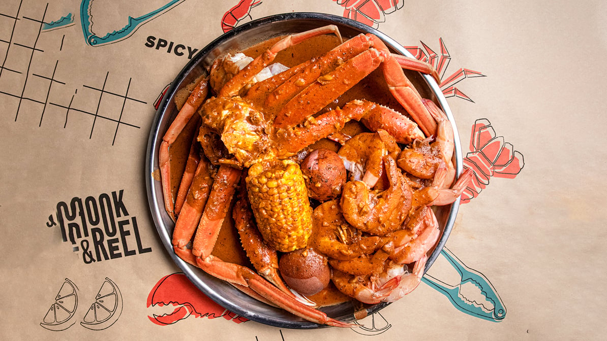 Hook & Reel Cajun Seafood and Bar - The Pulse Magazine