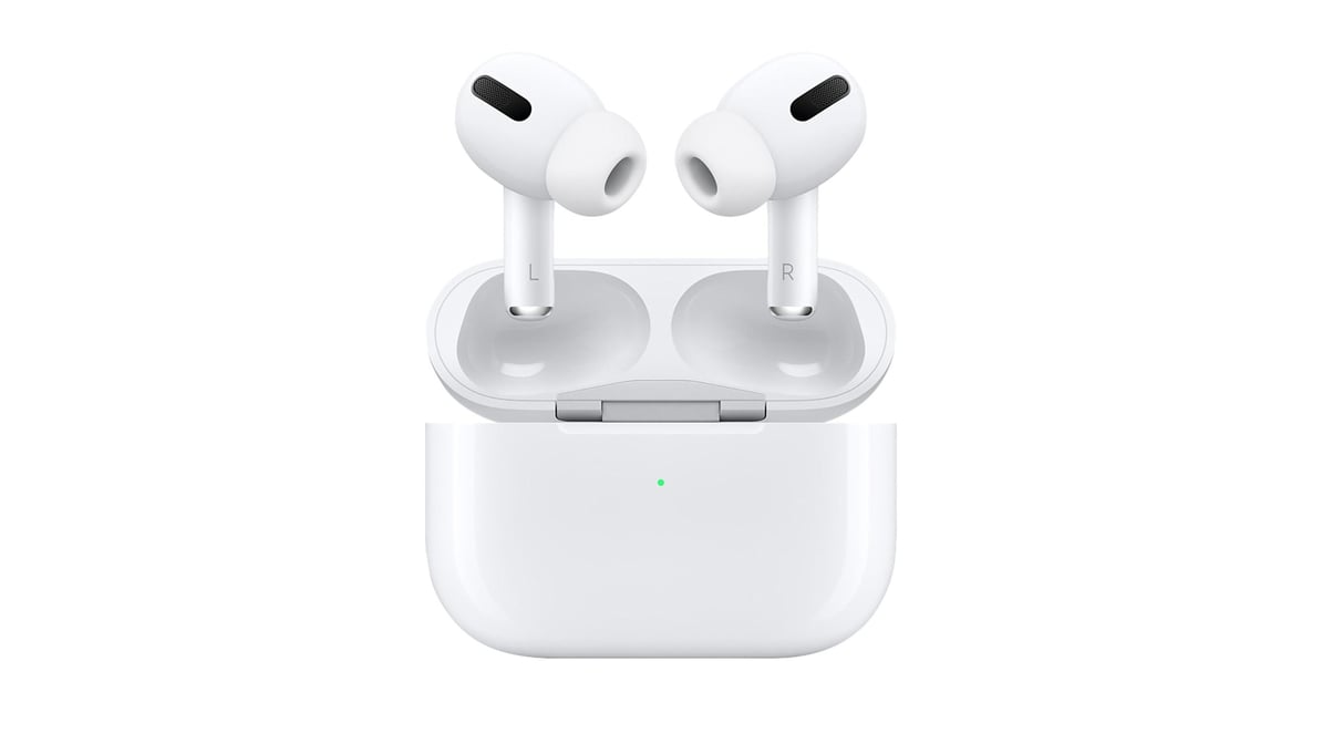 Apple deals AirPods with Charging Case