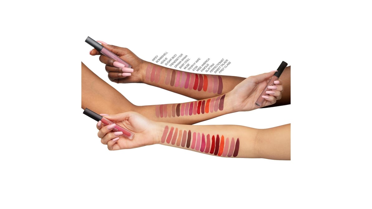 Huda Beauty Liquid Matte Ultra-Comfort Transfer-proof Lipstick -  Perfectionist