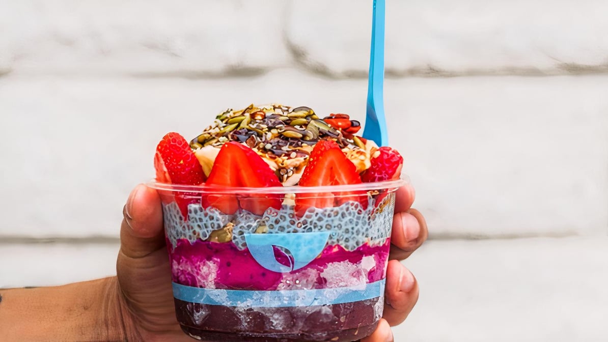 Acai bowl Delivery in Longueuil, Discover Acai bowl Restaurants with  Takeout