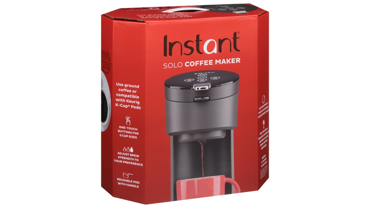 How do I use the reusable coffee pod with the Instant Solo Coffee Maker?