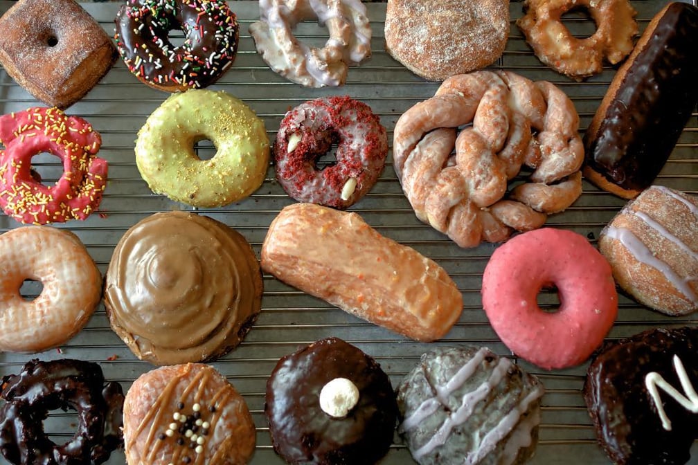 Stan's Donuts & Coffee - Schaumburg Illinois Bakery - HappyCow