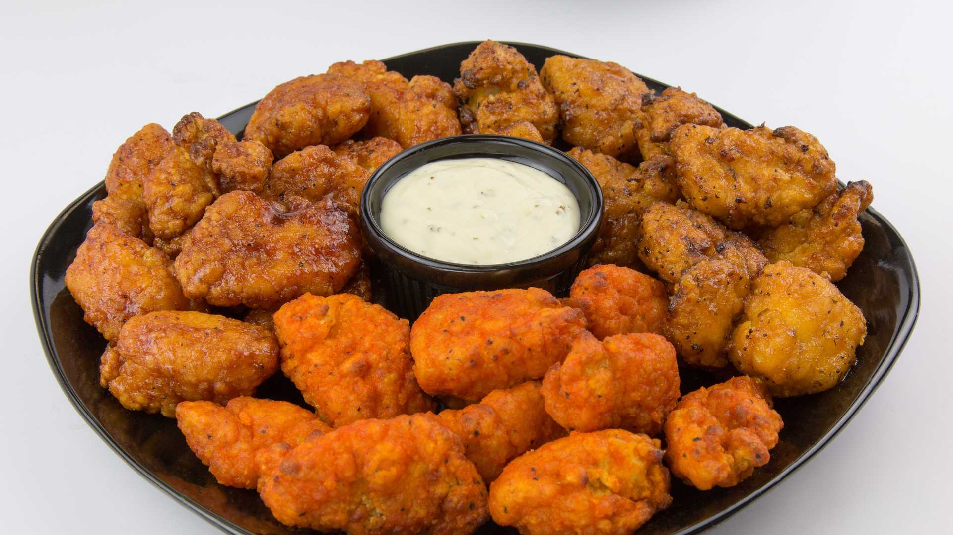 Order BBQ Wings food online from Mama Deluca's Pizza store, Shelby Charter Twp on bringmethat.com