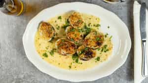 Order Baked Clam food online from Steve's Piccola Bussola II store, Syosset on bringmethat.com