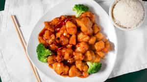 Order Spicy General Tso's Chicken food online from China King store, Toledo on bringmethat.com
