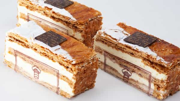 Vanilla Millefeuille/Napoleon: Cocola Bakery