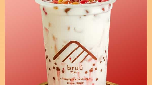 Brown sugar pearl with milk – Bruu Cafe