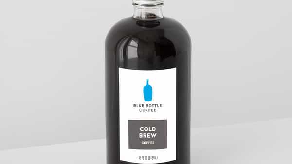 BLUE BOTTLE BRIGHT COLD BREW COFFEE 8OZ CAN  #gethilo On-Demand Delivery  or Curbside Pickup in LA, LBC, and Costa Mesa!