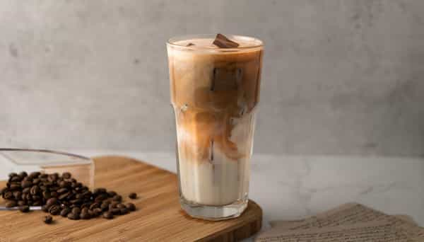 Iced Latte Flavored- 20 oz. - Coffee BouTEAque