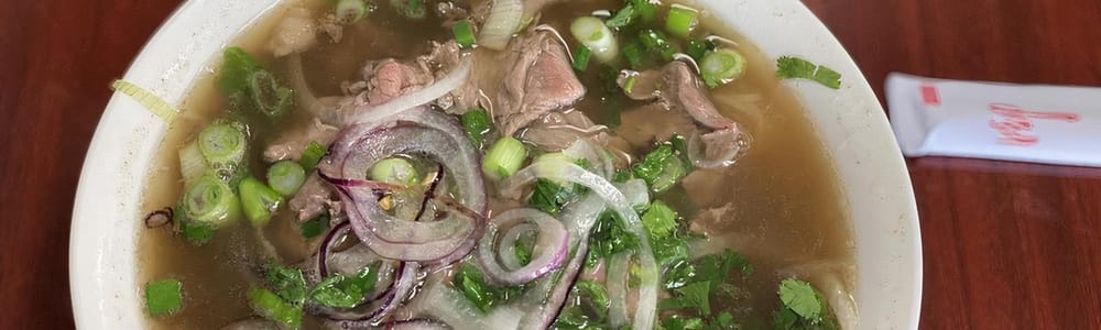 Pho 7 Simmering Soup
