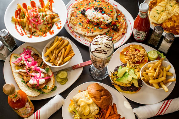 Order MOM'S KITCHEN & BAR - Queens, NY Menu Delivery [Menu & Prices]