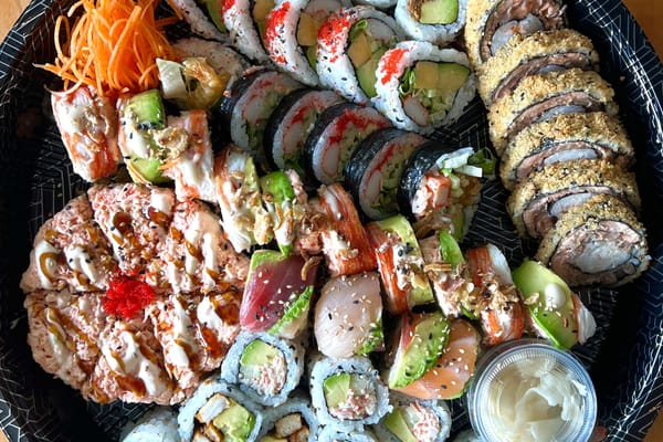 Make a perfect Hosomaki with the Yomo Sushi Maker 