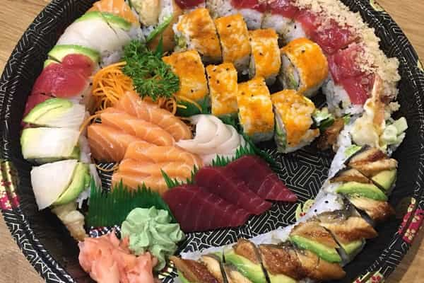 Sushi Bay Delivery Takeout 1028 Coxwell Avenue Toronto Menu Prices Doordash