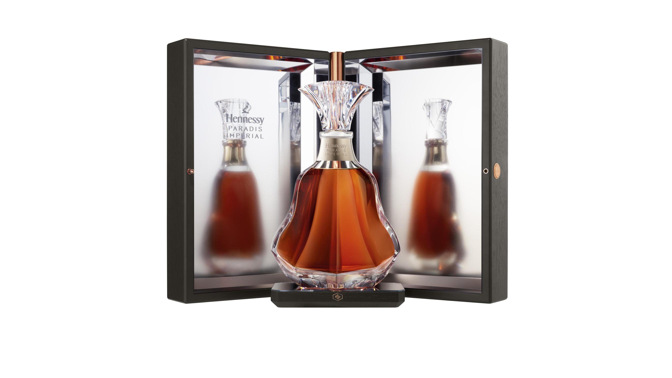 Hennessy Paradis Imperial Rare Cognac Bottle (750 ml) | Delivery Near Me -  Doordash