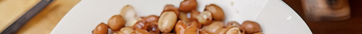 2. 炸花生 / Fried Peanuts