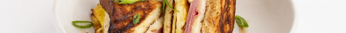 Sandwich déjeuner Monte Cristo / Monte Cristo Breakfast Sandwich
