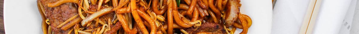 Stir-Fried Udon Noodle with Beef & Black Pepper