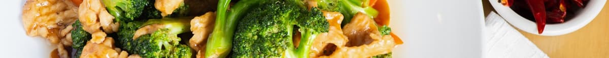 L1. Chicken with Broccoli / 芥蘭雞(午)