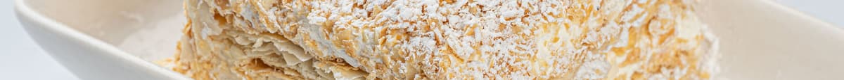 Napolioni Pastry w/Vanilla Cream