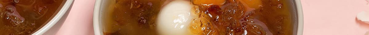Taro Balls, Peach Resin & Glutinous Rice Balls in Ginger Soup 薑汁桃膠圆又圆