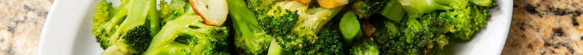 Broccoli with Garlic and Oil