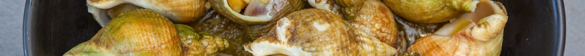 47. Stir-Fried Whelk with Garlic Butter Sauce