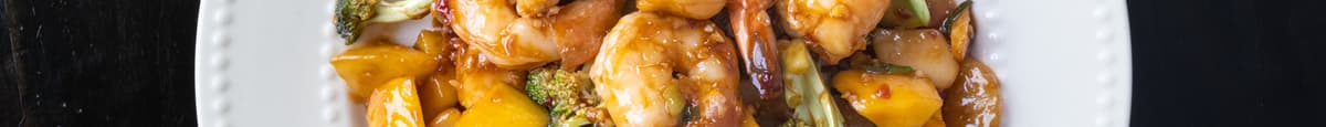 89. Jumbo Shrimp with Mango in Garlic Sauce