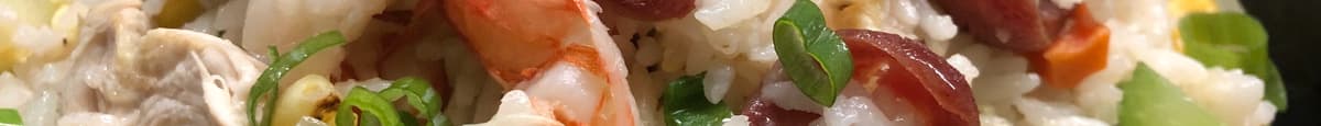 Riz frit yang chow (poulet .crevettes, légumes) / Yang Chow Fried Rice (Chicken, Shrimps, )