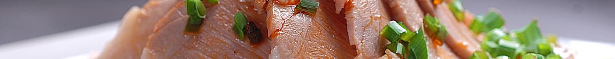 C6. Sliced Pork with Mashed Garlic / 蒜泥白肉