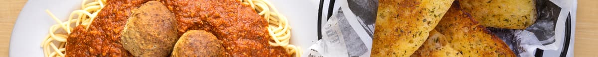 Spaghetti and garlic bread