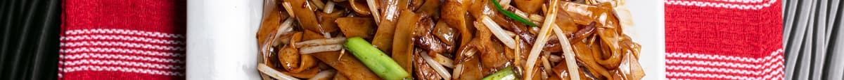 Chow Mein au Boeuf / Beef Chow Mein / 牛炒麵