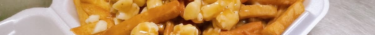 Poutine with Cheese Curds / Poutine au Fromage en Grains