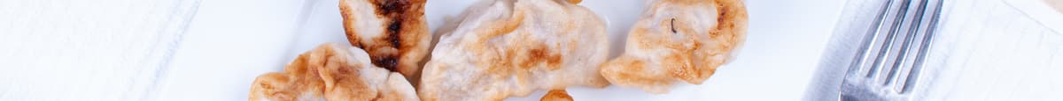 Pan Fried Dumpling (8 Pieces)