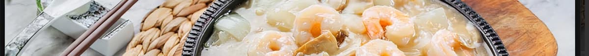 Garlic & Butter King Prawn / 铁板蒜子牛油虾球
