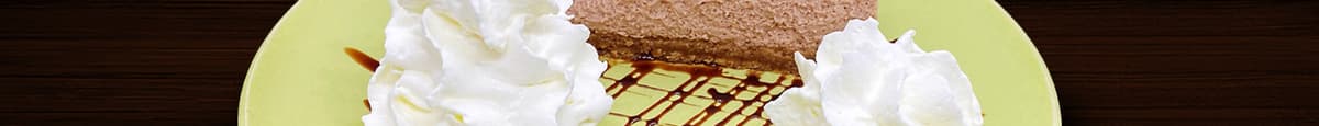 🔥 Cake of the Week - 4" White Chocolate Matcha Cheesecake 🫐(perfect for sharing!)