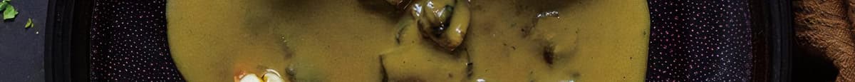 Frozen Chicken Spinach & Cheese Roulade (2rolls) 冷凍菠菜芝士雞肉卷佐牛肝菌蘑菇醬 (2條)