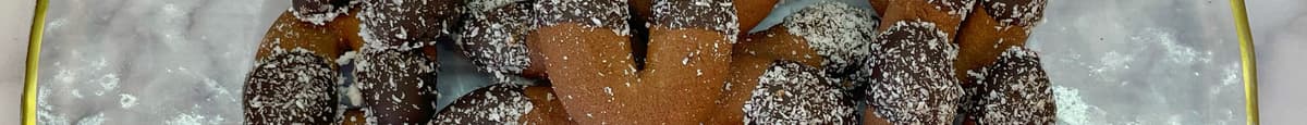 Chocolate Coconut Horseshoe (24 qt)