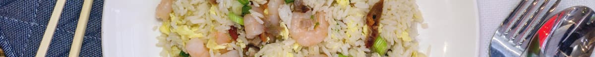 Yangzhou Style Shrimp and BBQ Pork Fried Rice 揚州炒飯