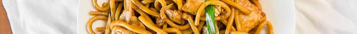 D2. Chicken Chow Mein (Crispy Noodle)