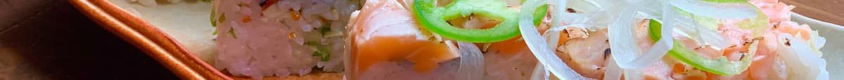 Seared Salmon Battera/炙りサーモンバッテラ