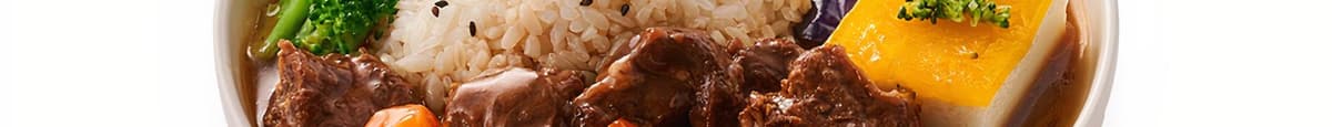B03. Pot-Roasted Beef Tendon & Brisket Square    紅燒燉牛腩方